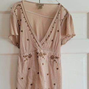 Ladies short sleeve top with tie back